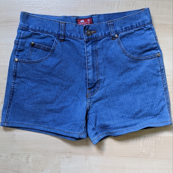 Embroidered Hand Shorts - Picture 3 of 7